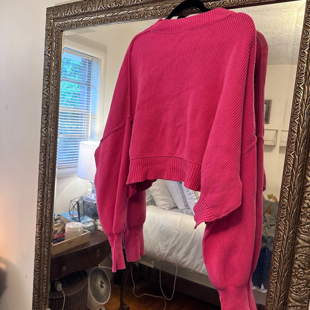 Pink Free People cropped sweater size L